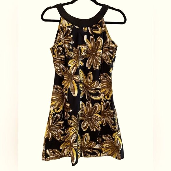 Jessica Howard Sleeveless Scoop Neck Floral Sheath Dress Black Yellow Size 10P - Picture 1 of 7